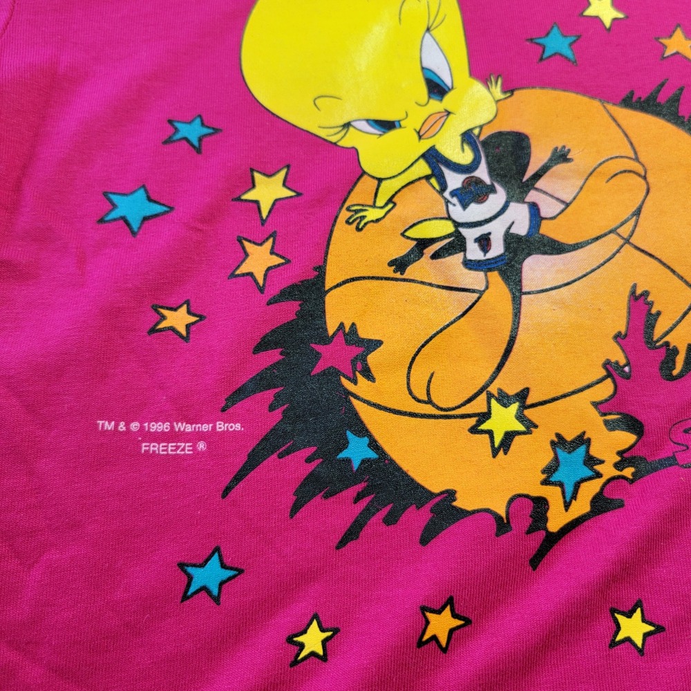 Vintage 1996 Space Jam Tweety Bird Pink Graphic T-Shirt Kids Medium Made in USA - Picture 3 of 6